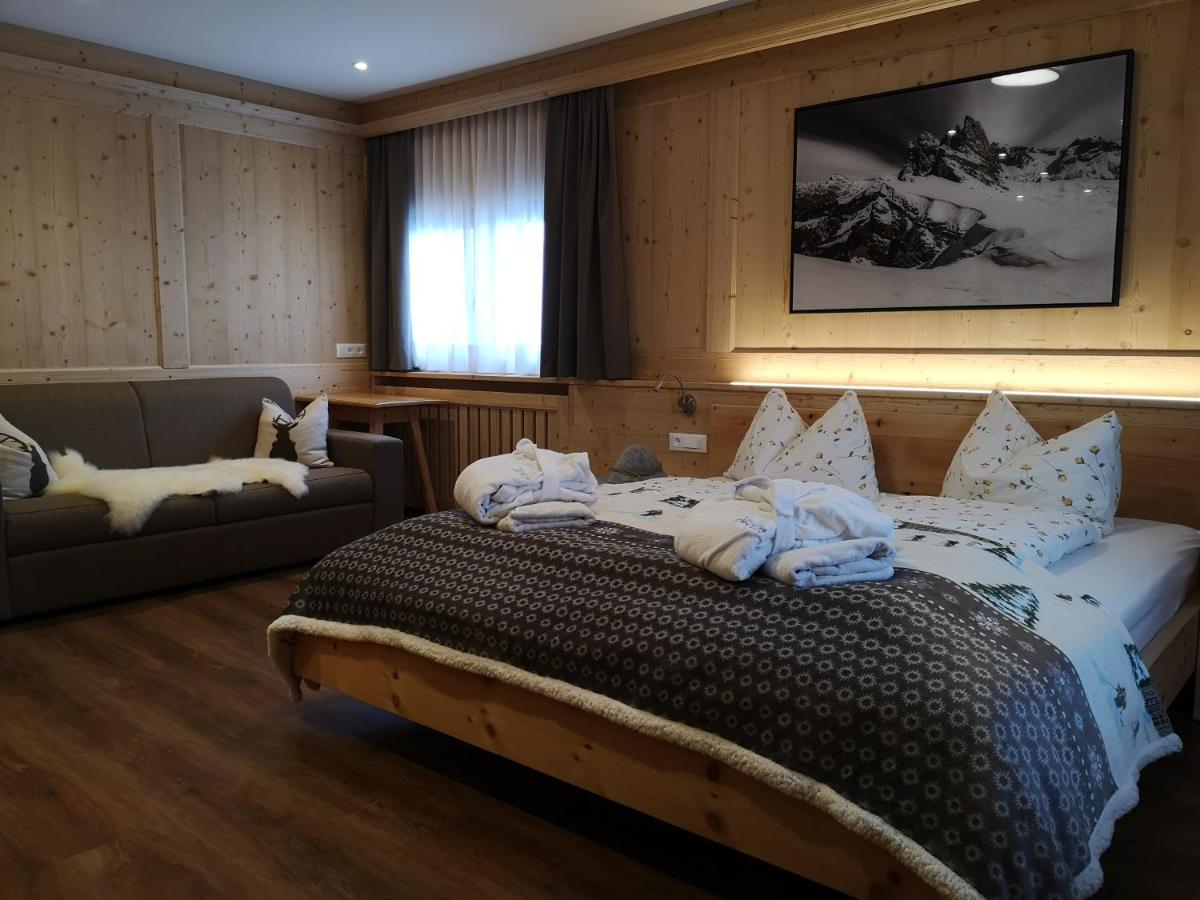 Penzion Rifugio Fermeda Hutte Santa Cristina Val Gardena Exteriér fotografie